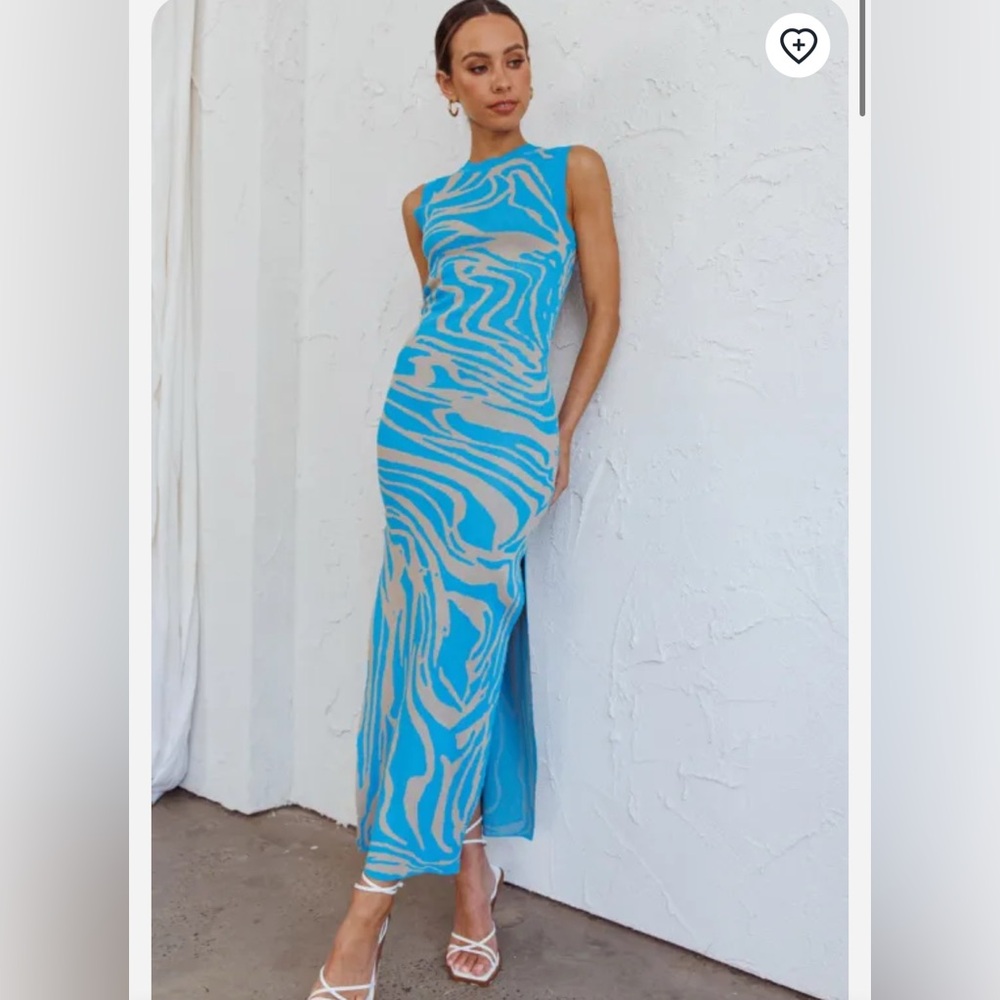 ✨NWT✨ Blue & Tan Knit Midi Dress
